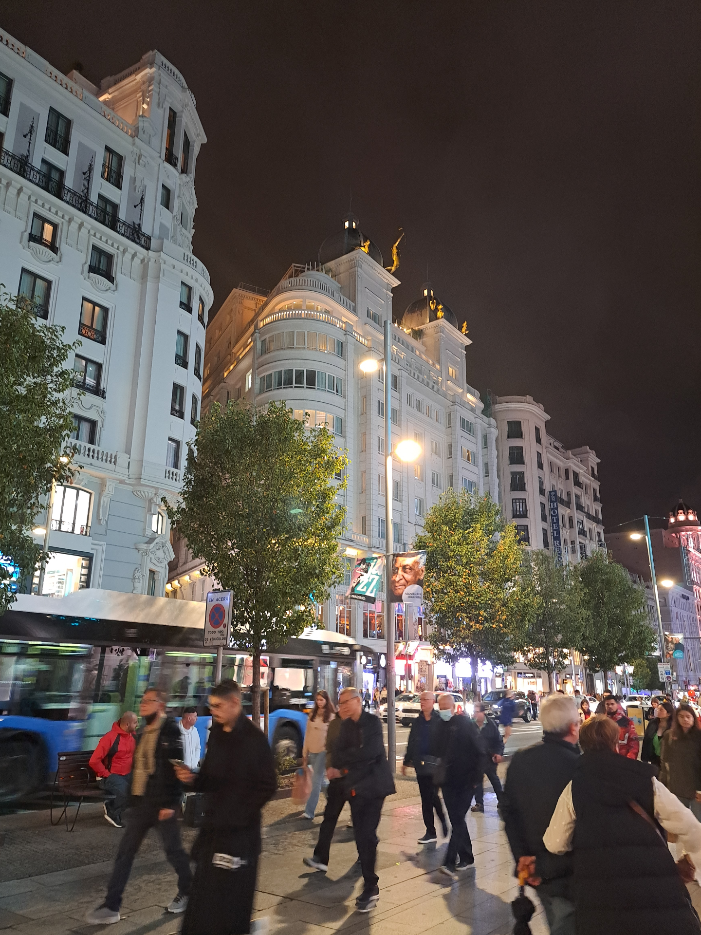 Gran Vía, Madrid à noite