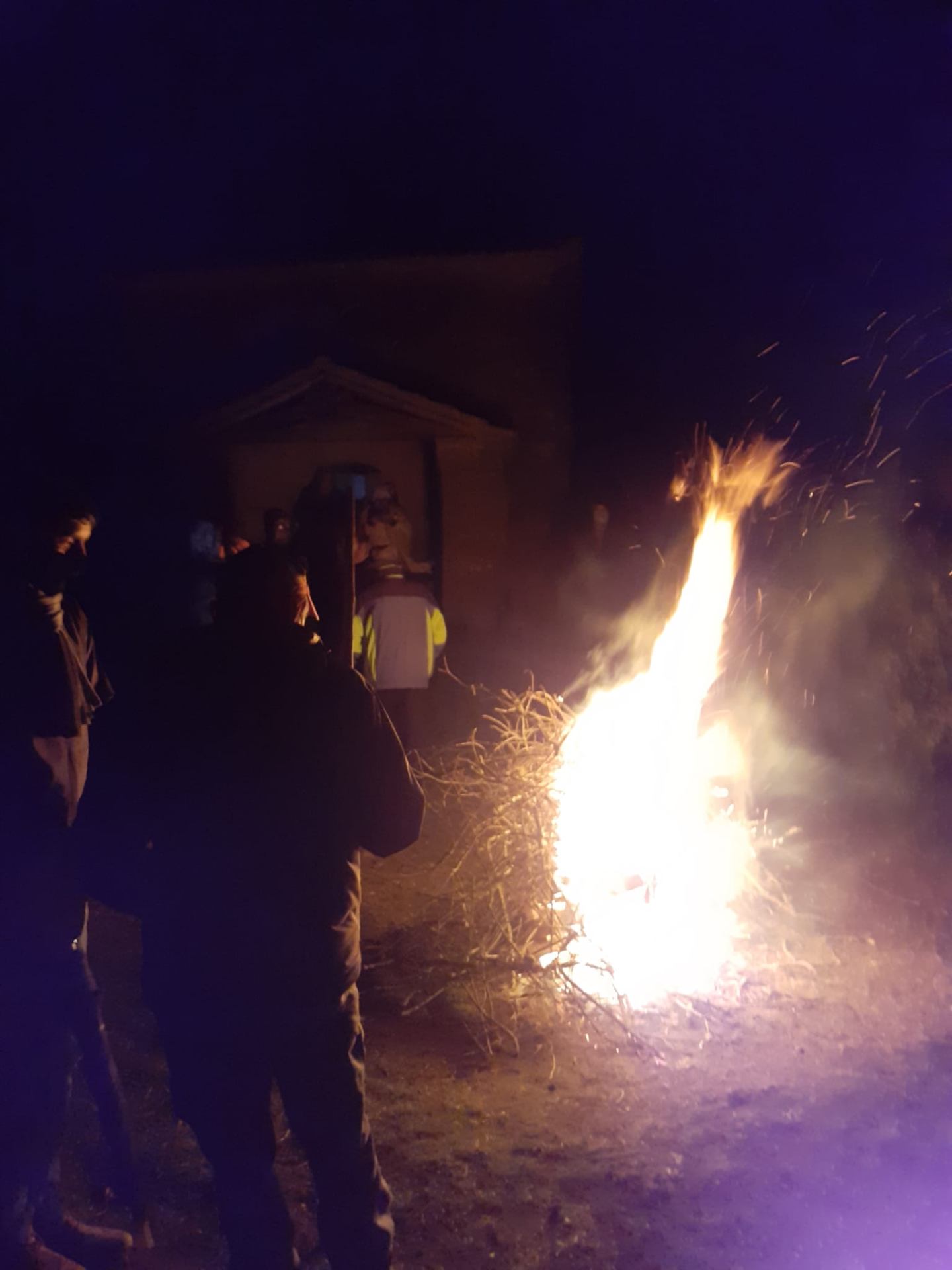 Fogueira ritual — noite de partilha